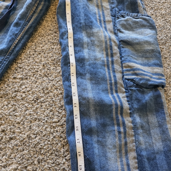Free People Linen Capri Pants - Picture 5 of 7
